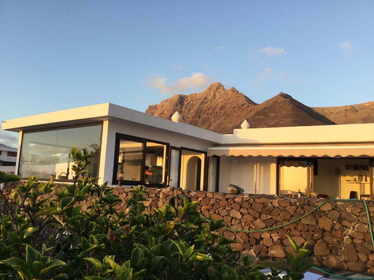 Casa Susanne Famara Exteriör bild